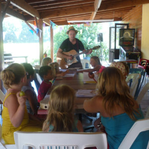 Animation en musique sur la terrasse