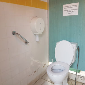 Toilettes accessibles PMR