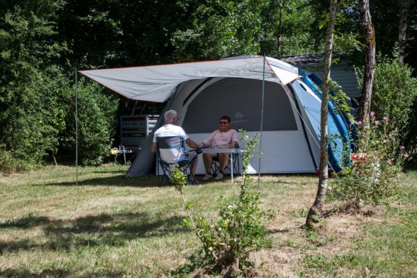 Emplacement nature pour camping en tente du camping