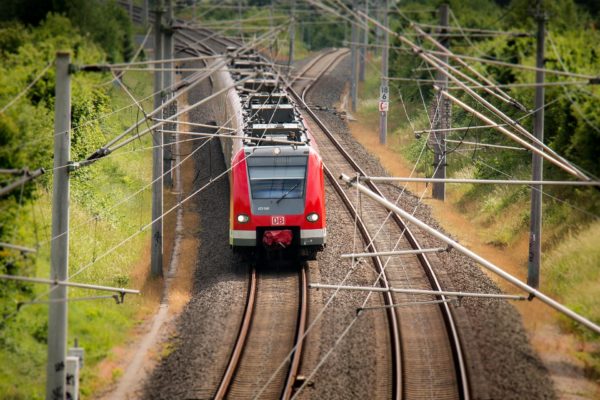 venir en dordogne en train