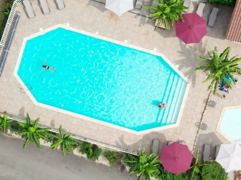 Camping-avec-Piscine-Dordogne