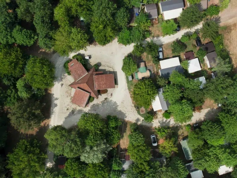 Camping-ombrage-la-lenotte