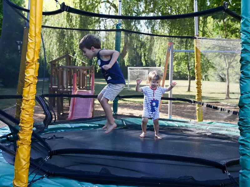 camping-trampoline
