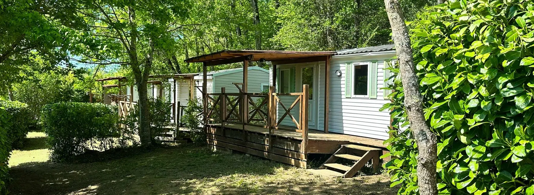 Grand mobilhome pour 4 personnes à Belves