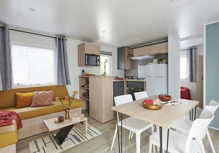 mobilhome-premium-4-6pers-salon